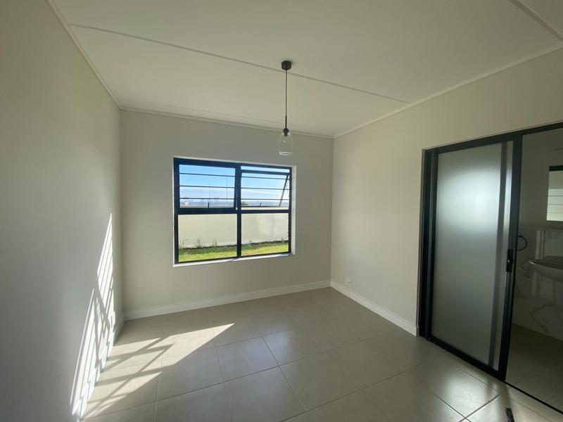 To Let 3 Bedroom Property for Rent in Richwood Western Cape